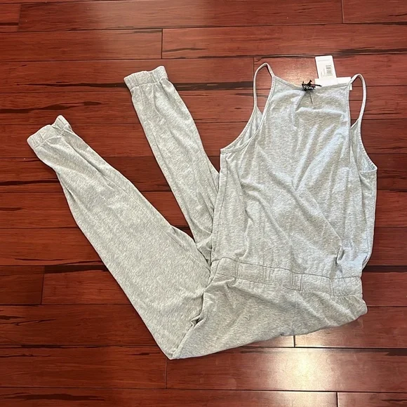 ✨ NWT Bobi Los Angeles | Surplice Jumpsuit - Picture 5 of 7